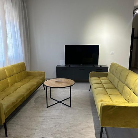 טיראנה New Bazar - 2 Rooms Apartment מראה חיצוני תמונה